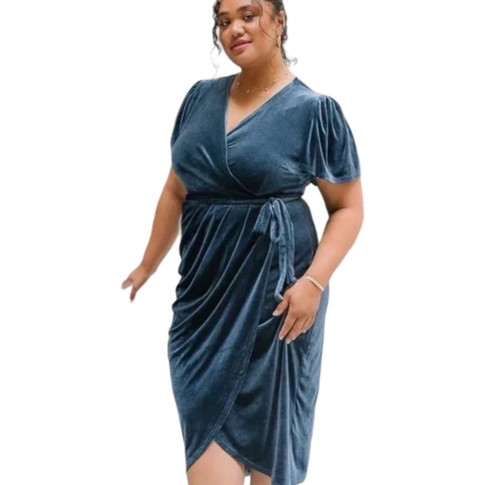 NWT Lillie Dress in Blue Velvet - Ivy City size 5x